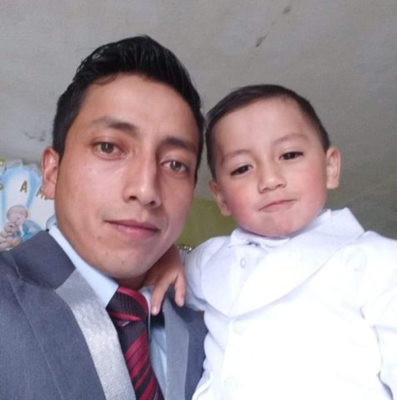 Meet your Posher, Alejandro - Picture 1 of 1